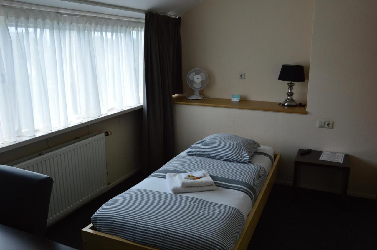 Hotel Pico Rozenburg Extérieur photo